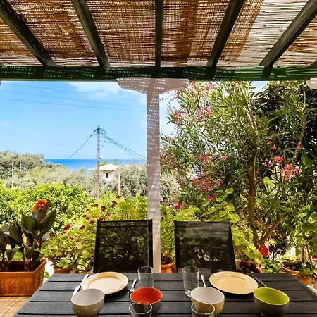 Διαμέρισμα Theasea House *