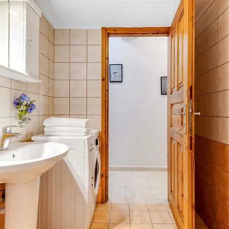 Theasea House Appartement