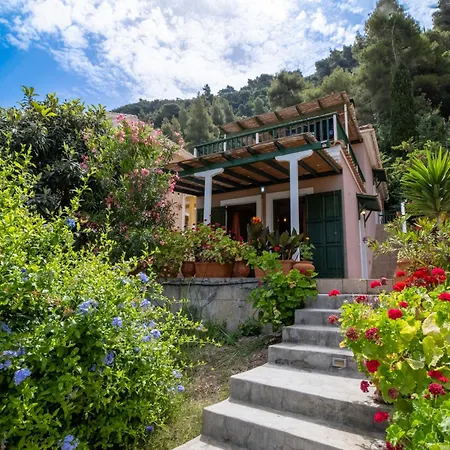 Theasea House *